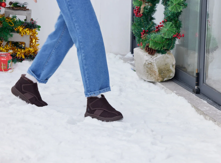 FitVille Men's EasyTop Diabetic Winter Boots V1 by FitVille